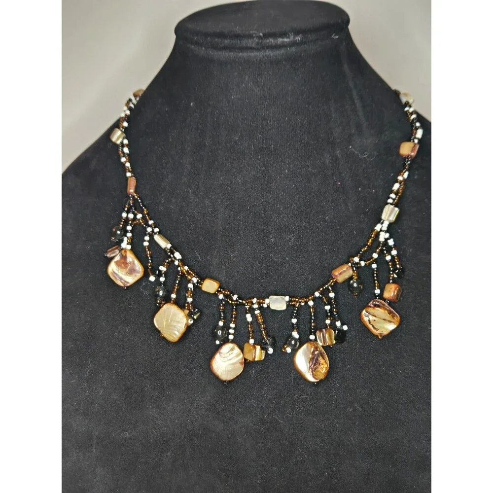 Seed Bead and Shell Necklace Button Clasp - Picture 3 of 6